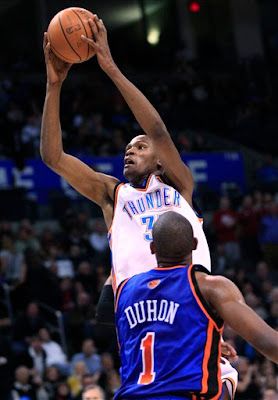 Role reversal: Oklahoma City outlasts New York 107-99